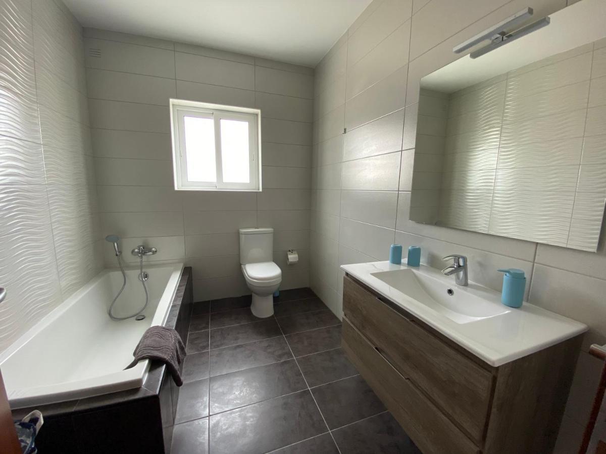 Sunshine Apartments Mellieha - Modern Three Bedroom Ground Floor Apartment With Yard Exterior photo