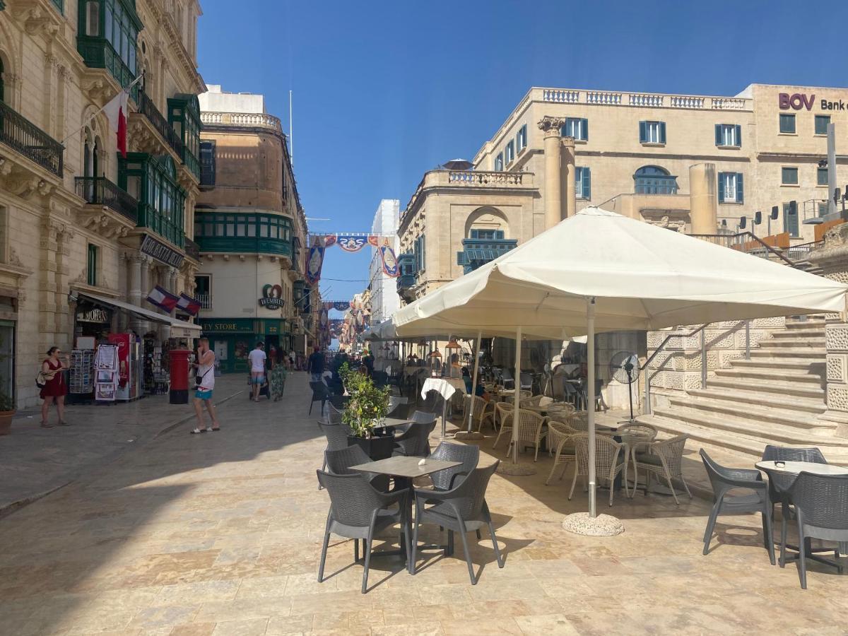 Sunshine Apartments Mellieha - Modern Three Bedroom Ground Floor Apartment With Yard Exterior photo